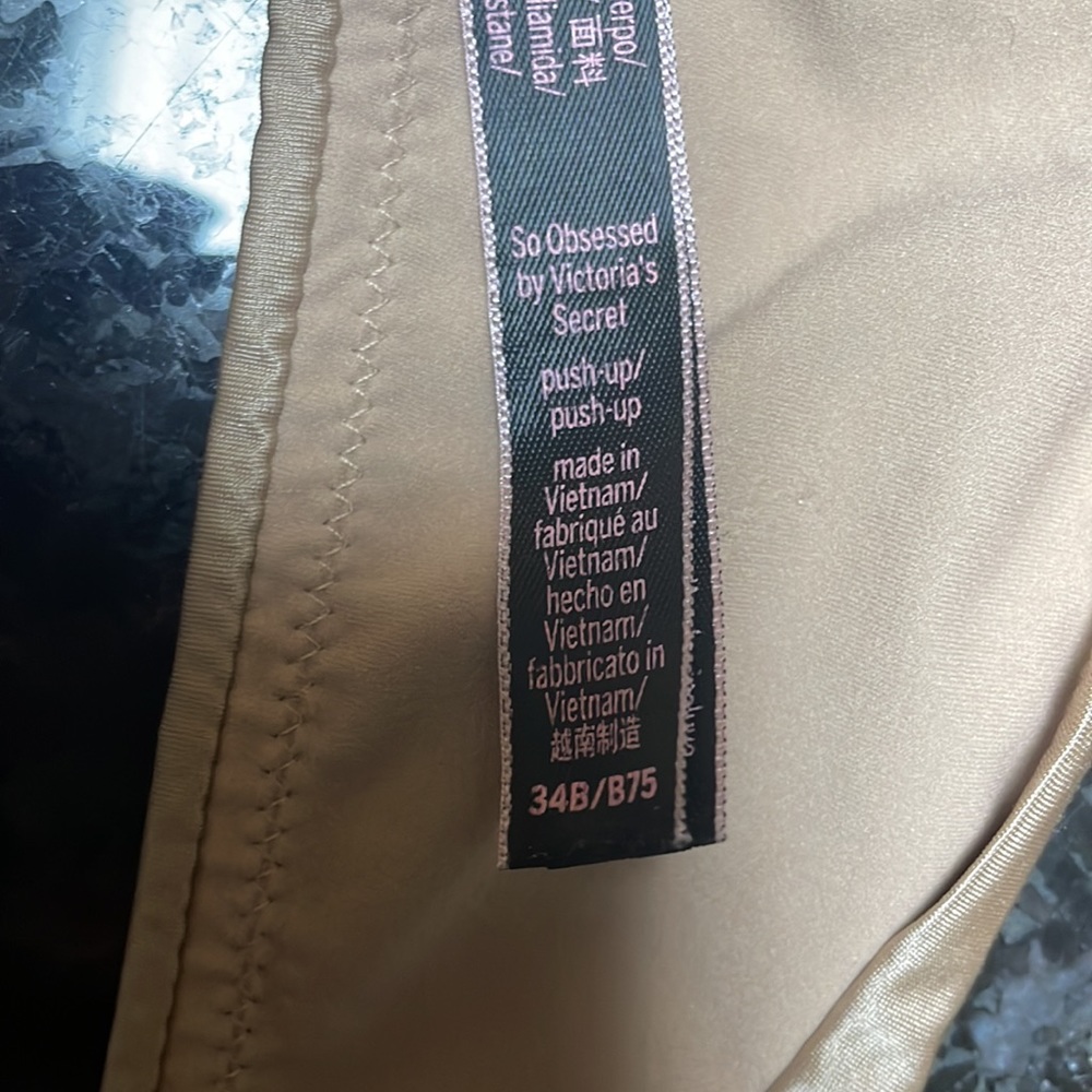Victorias Secret So Obsessed Bra - Picture 5 of 9